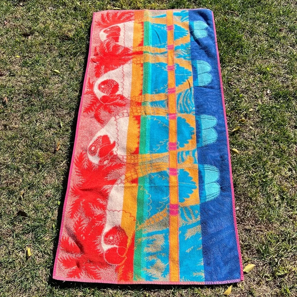 VTG Perched Parrots Palm Trees Retro Beach Towel Bright Colorful 26x55 NICE!